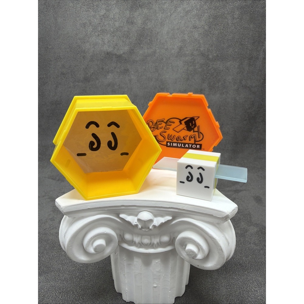 Bee Swarm Simulator Mini Series 1 Hasty Bee Figure & Comb
